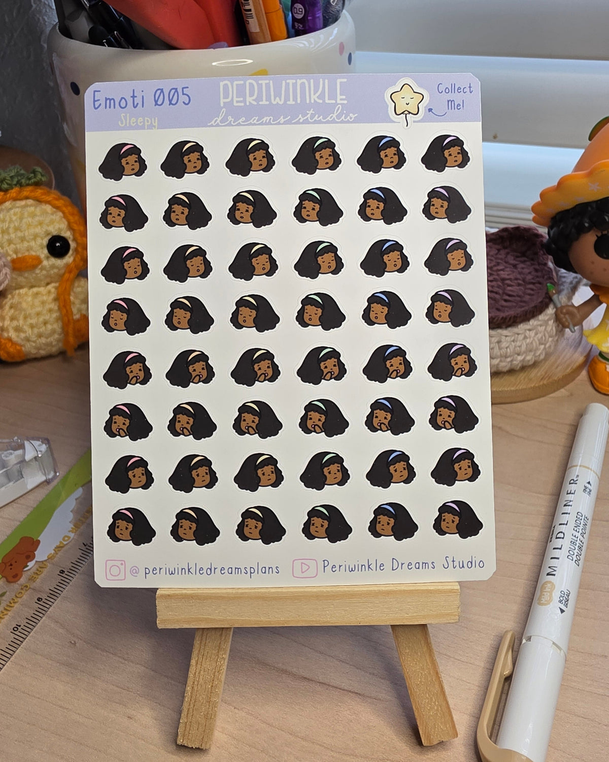 Sleepy Kiki Emoti Stickers